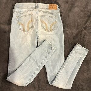 Hollister Women’s Size 0S Super Skinny jeans W24 L29